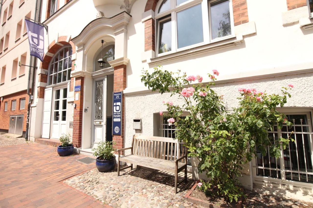 Blue Doors Hostel Altstadt Rostock Exterior photo